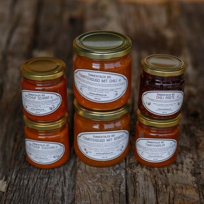 Produkte eingemacht im Glas