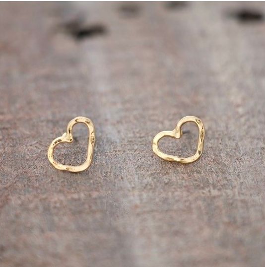 Amore Stud, Color: Gold