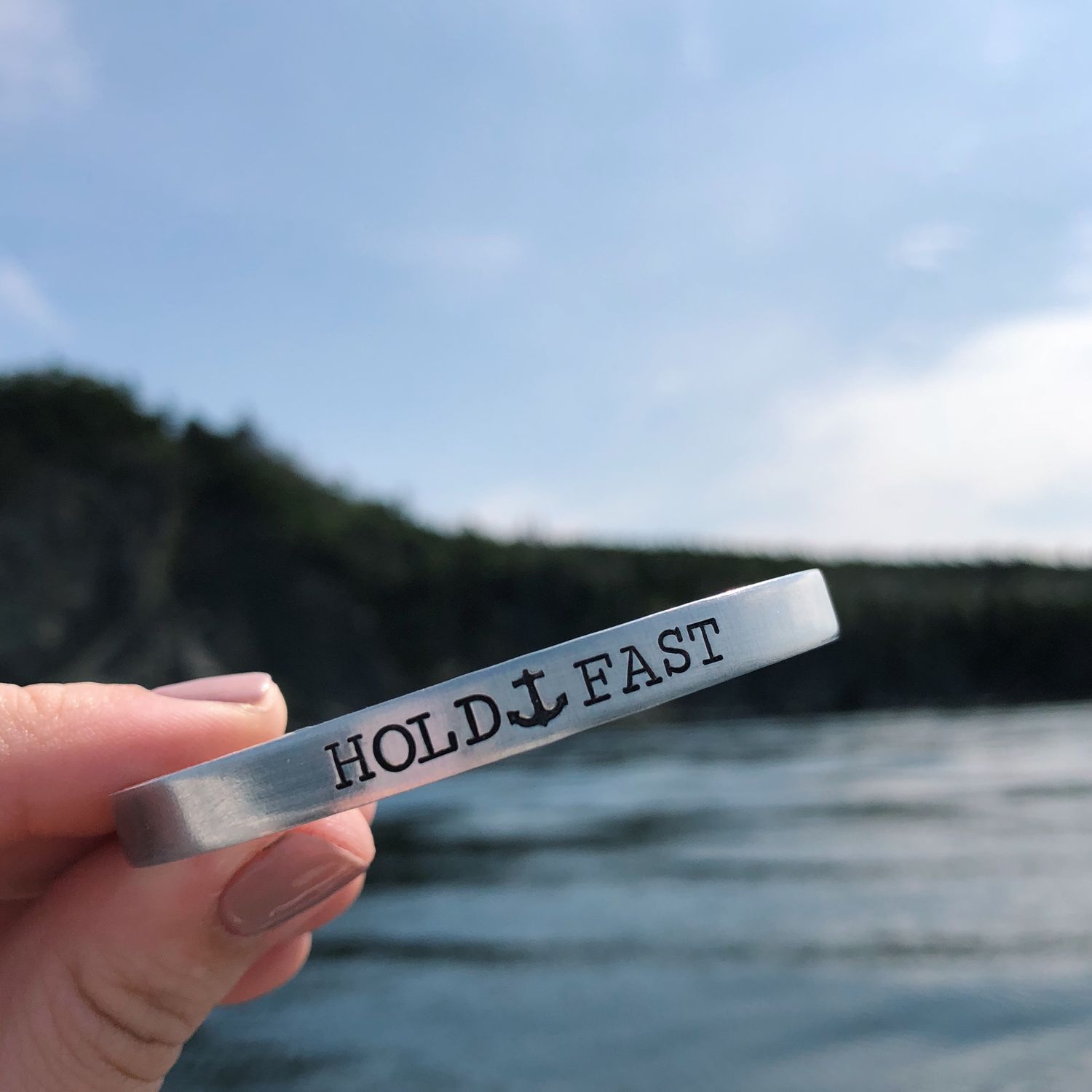 1/4" Cuff, Color: Hold Fast