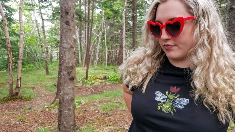 Queen Bee Tee