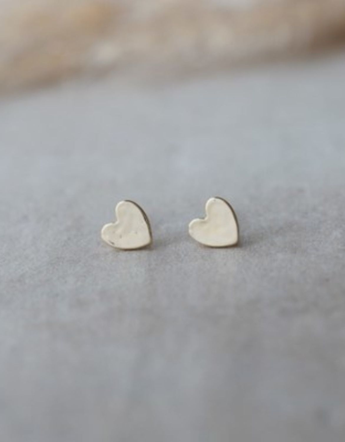 Amado Studs, Color: Gold