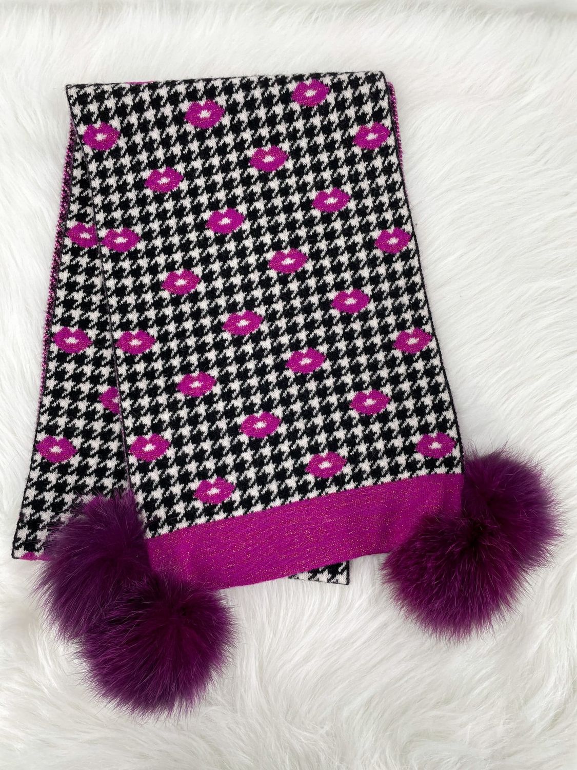 Houndstooth &amp; Lips Scarf with Fox Pom 