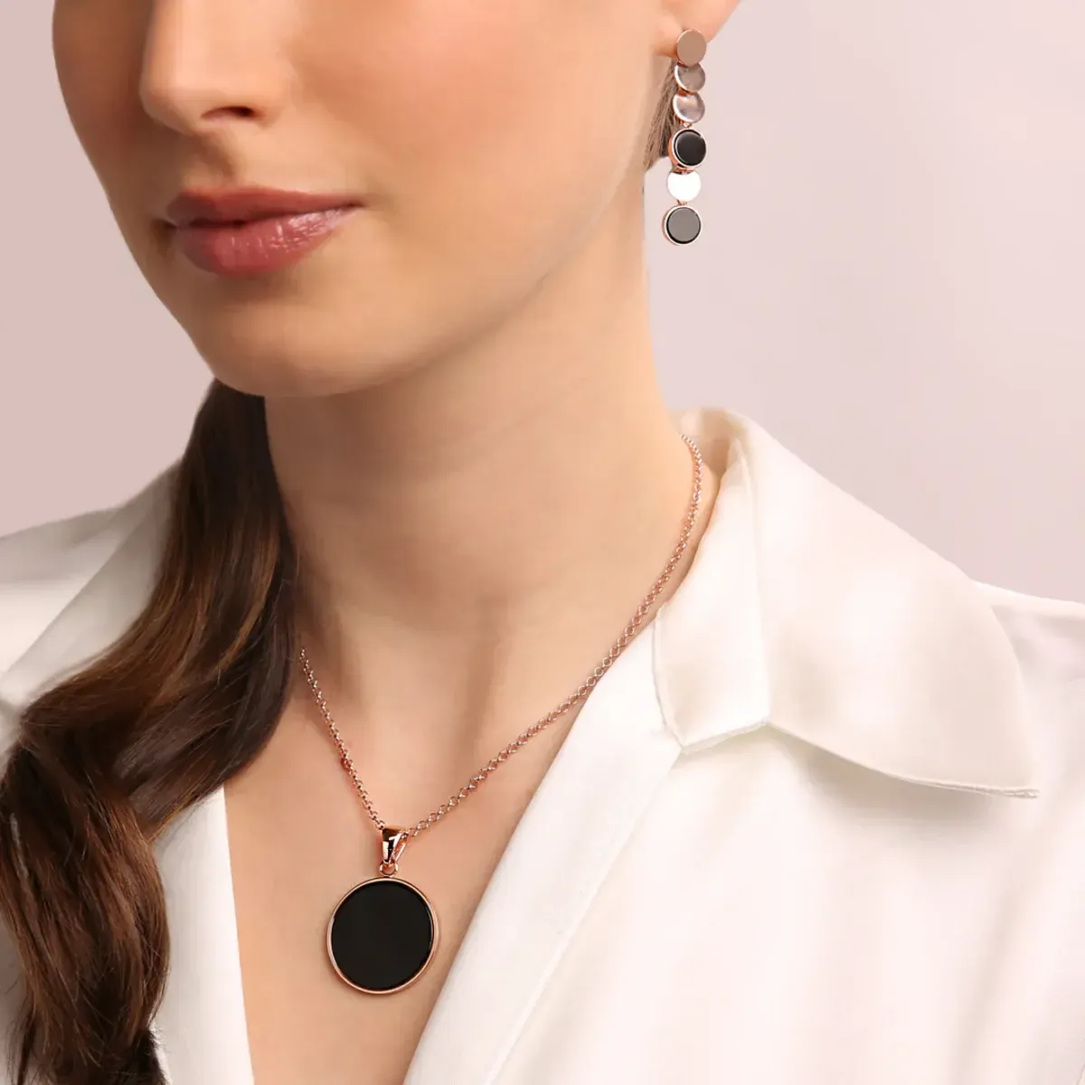 Alba Pearl Disc Pendant, Color: Black Onyx