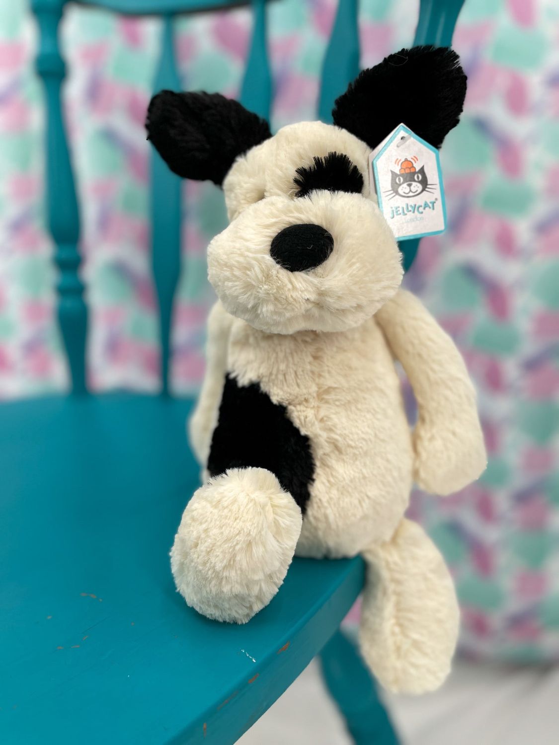 Bashful Medium Black &amp; Cream Puppy