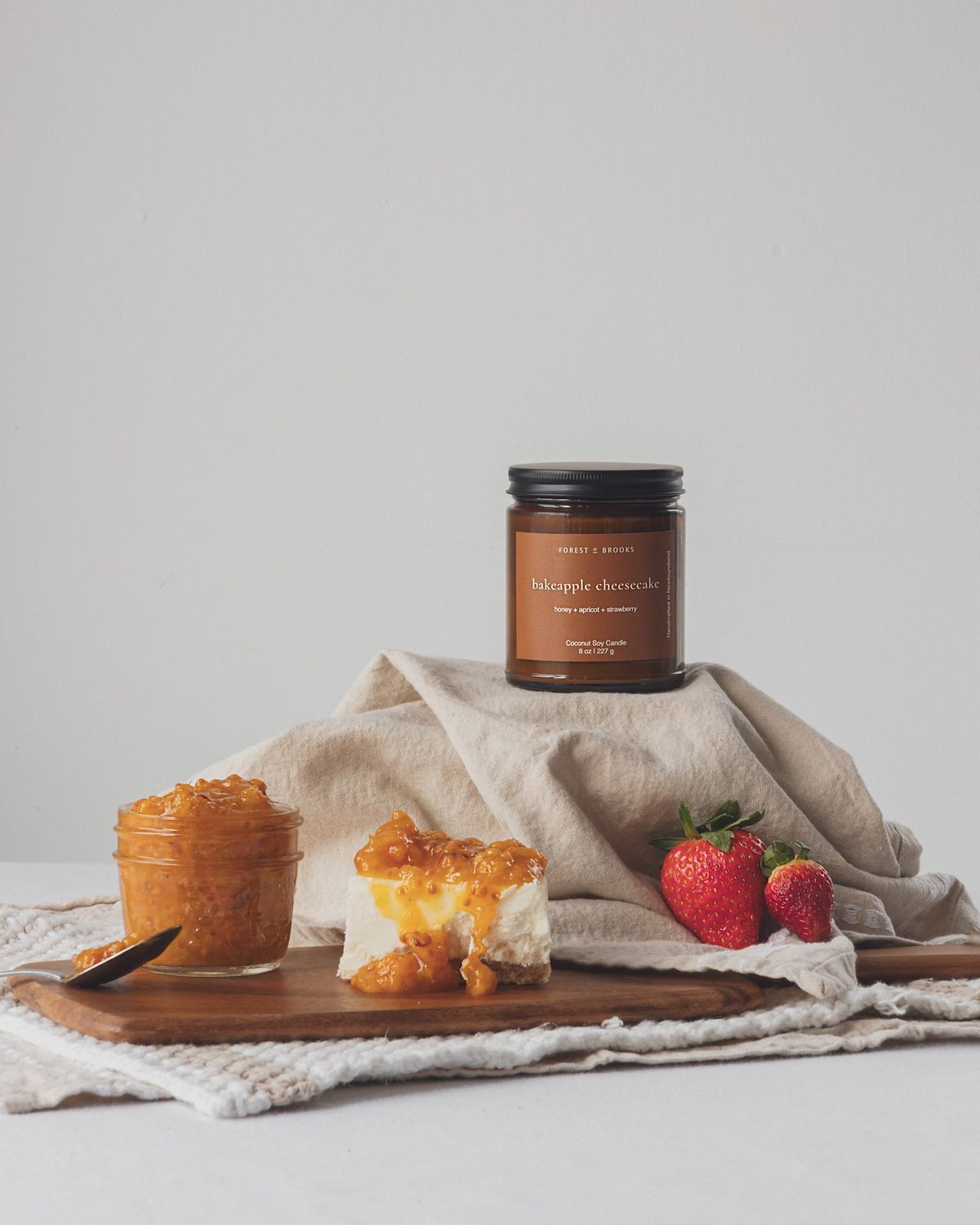 Bakeapple Cheesecake Wooden Wick Candle