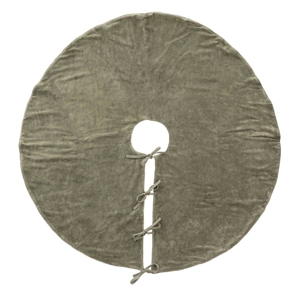 Vera Cypress Velvet Tree Skirt