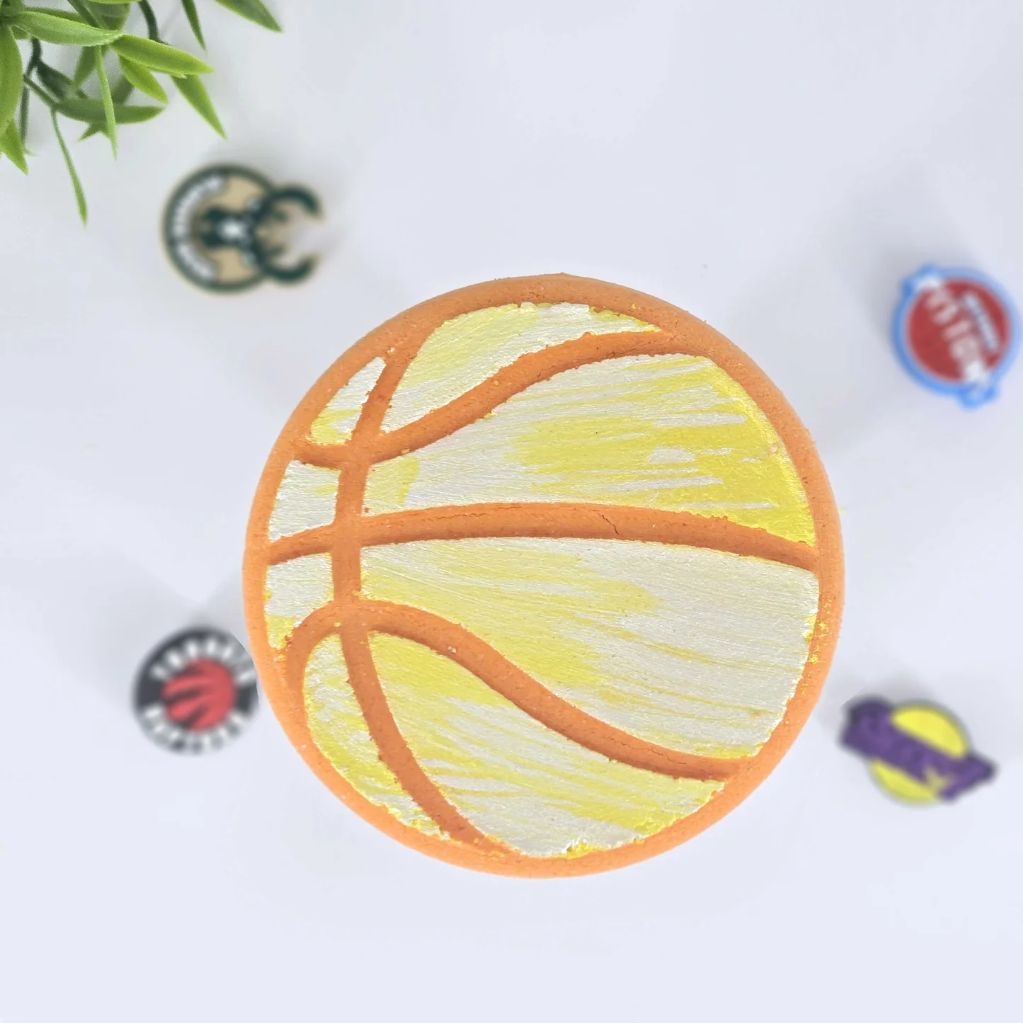 Slam Dunk Bath Bomb with Toy