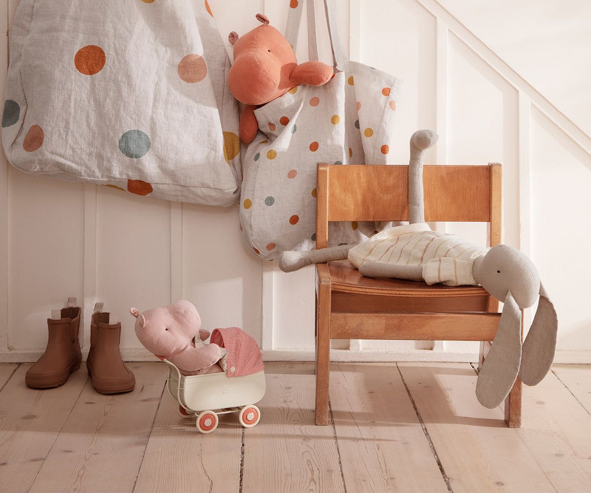 Coral Mouse Pram