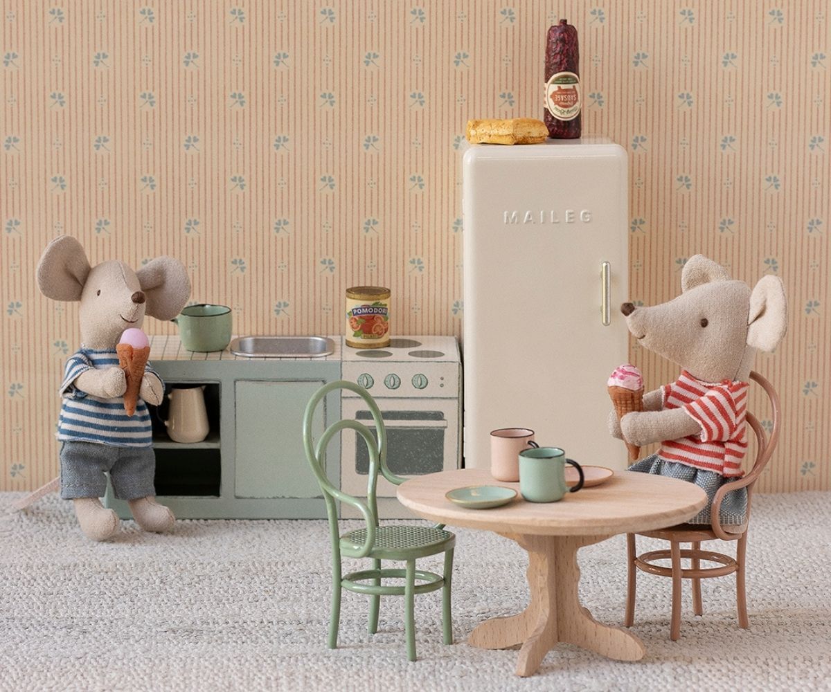 Off-White Mouse Fridge