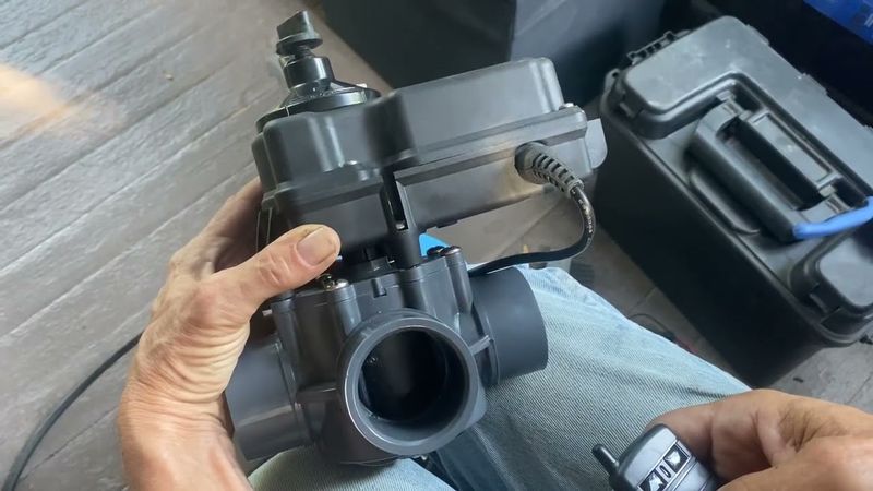 DrainSwitch - Remote Controlled 3-Way Valve