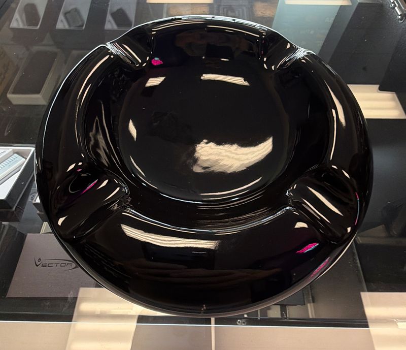 PK Guardsman Black Cigar Ashtray