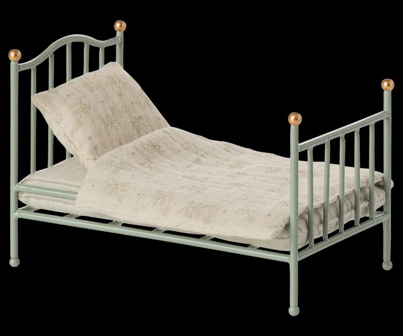 Maileg - Vintage Single Bed, Mouse, Mint #11-5139-00