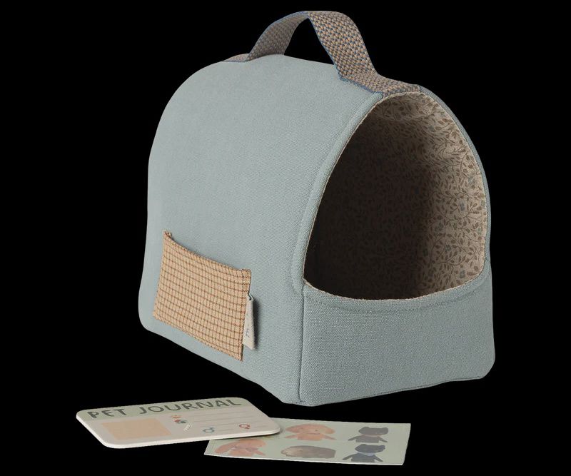 Maileg - pet carrier, dusty blue