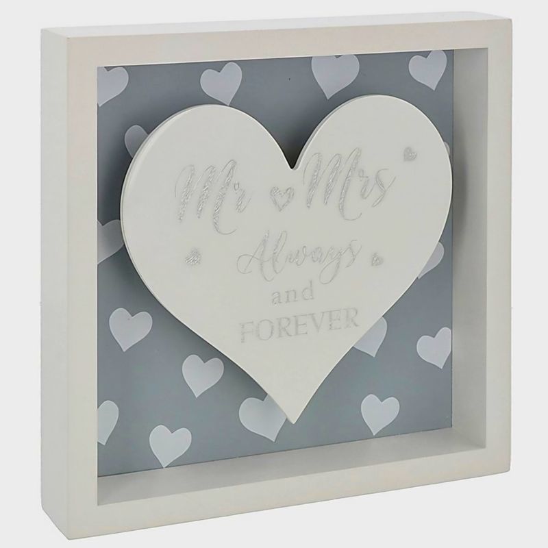 Sparkly Mr &amp; Mrs heart plaque