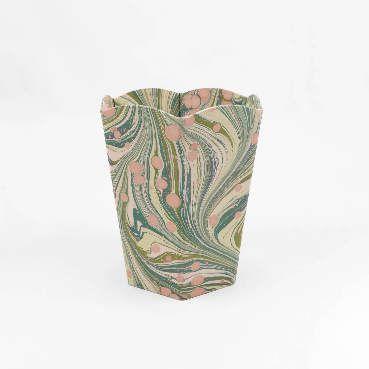Marbled Scalloped Collapsible Basket in Moss