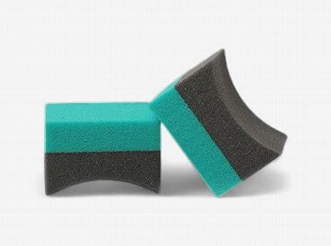 Car Candy SPONGE-LARGE CRESCENT TIRE DRESSING APPLICATOR- TDA3