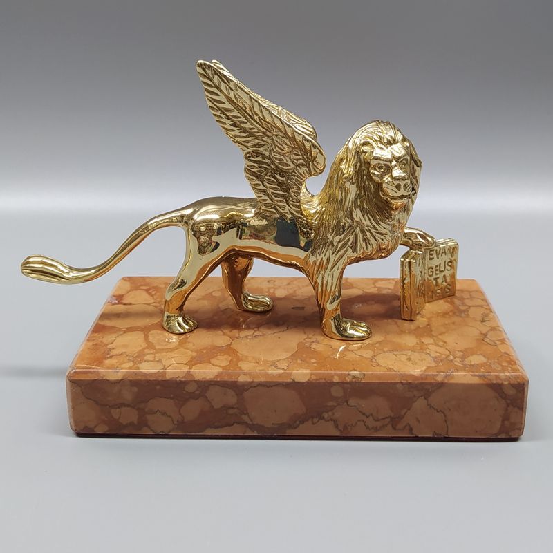 Trofeo Leone Venezia fusione ottone lucido Trofeo Leone Venezia fusione ottone lucido