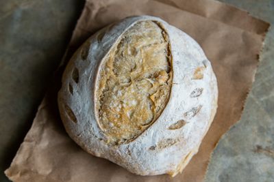 Hogaza de Pan Campesino de Masa Madre