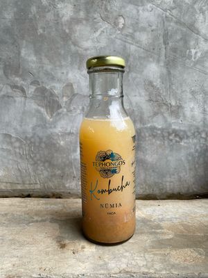 Kombucha de hierbas finas