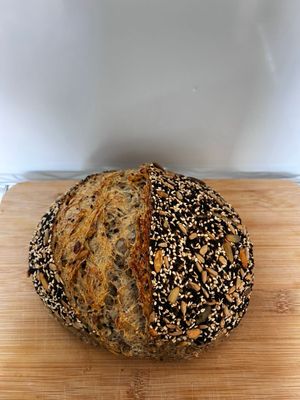 Hogaza de masa madre y semillas