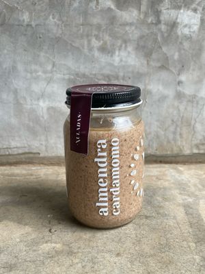 Crema de Almedra con Cardamomo