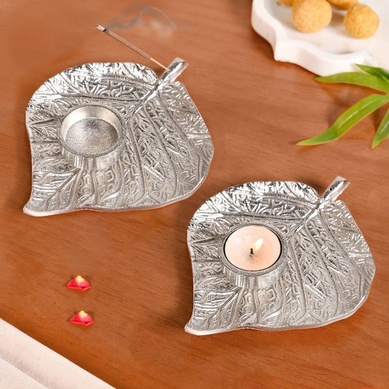 Aesthetic Leaf Tealight And Agarbatti Holder Set Of 2 In Festive&nbsp;Gift&nbsp;Box