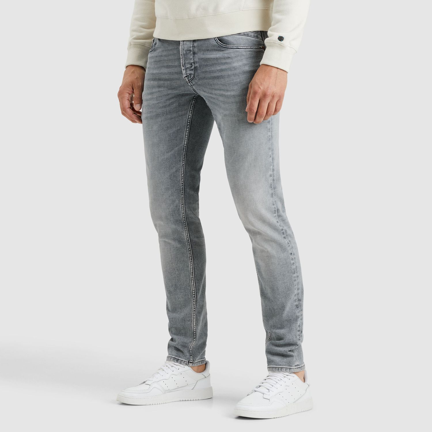 Cast Iron Shiftback tapered fit jeans