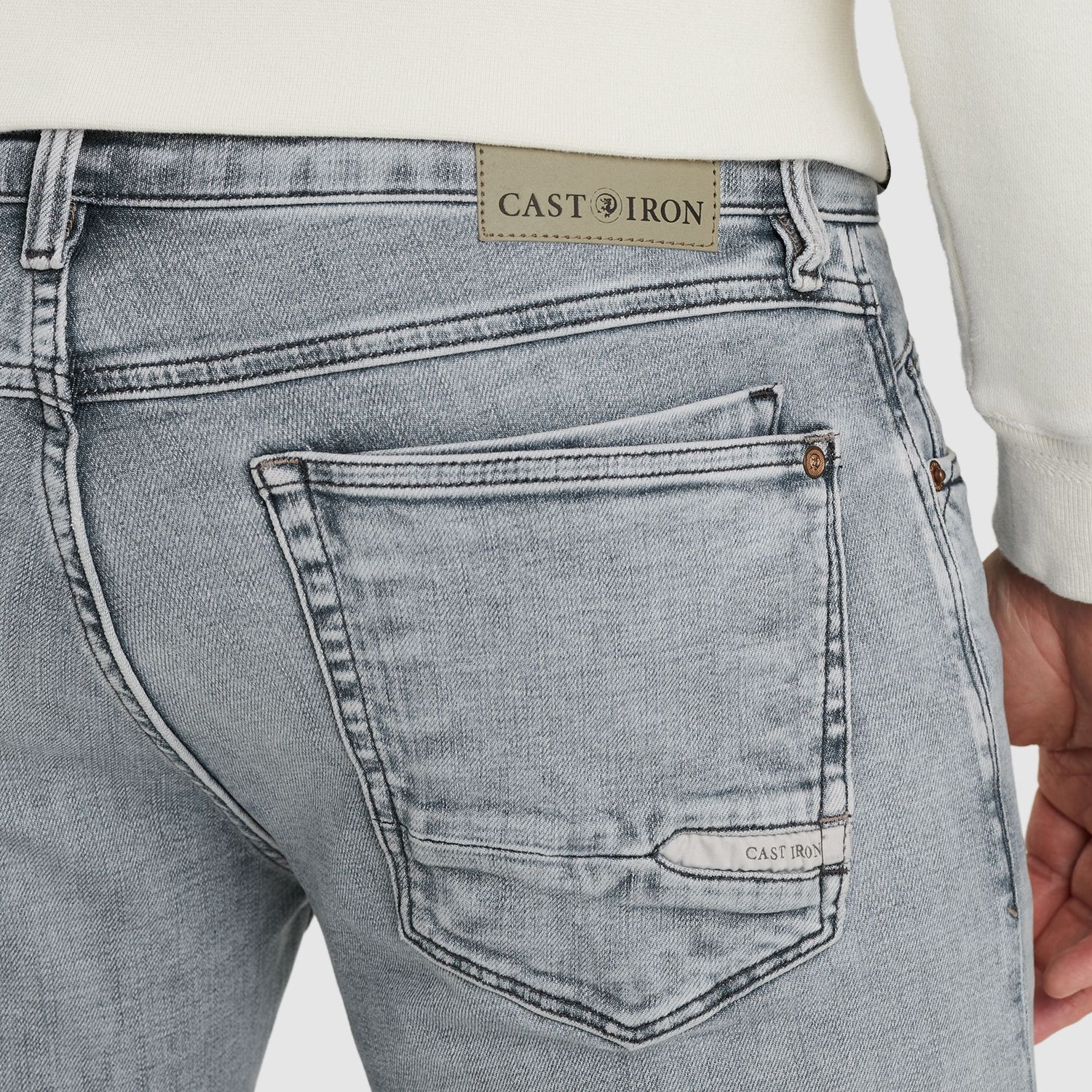 Cast Iron Shiftback tapered fit jeans
