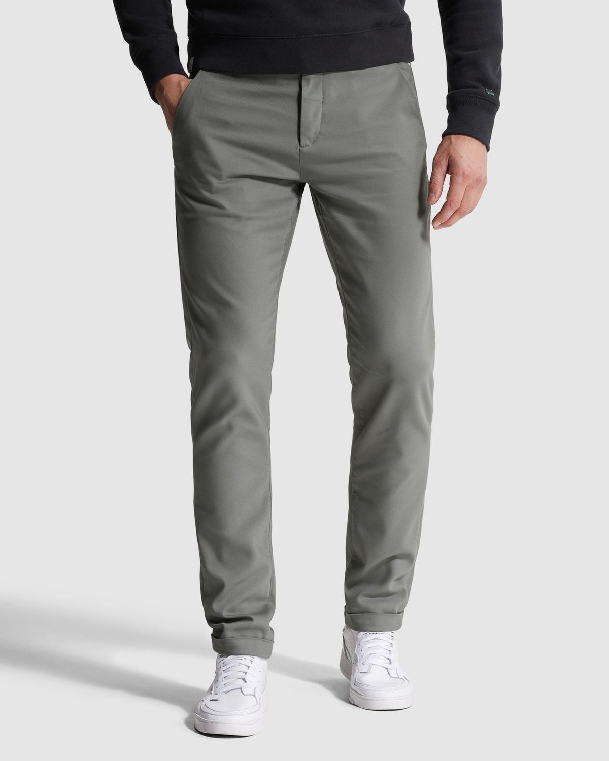 Cast Iron Riser slim fit chino