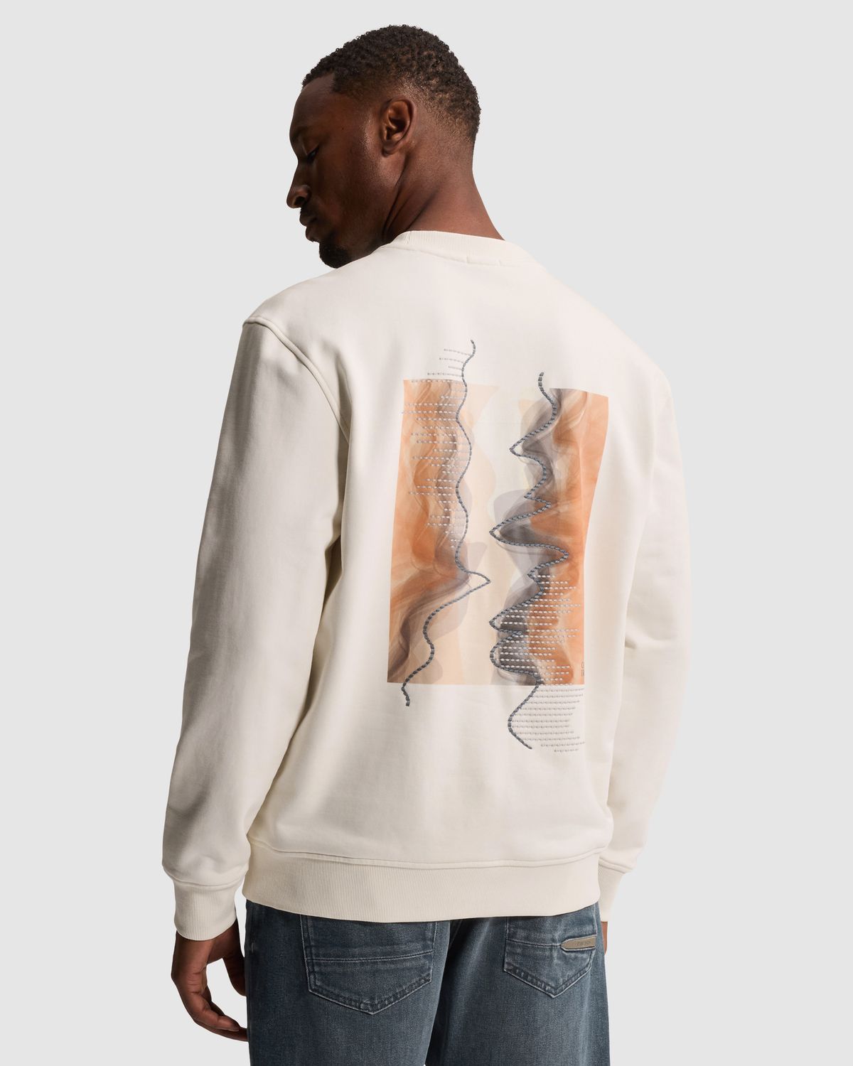 Cast Iron Sweatshirt met artwork op de achterkant en ronde hals