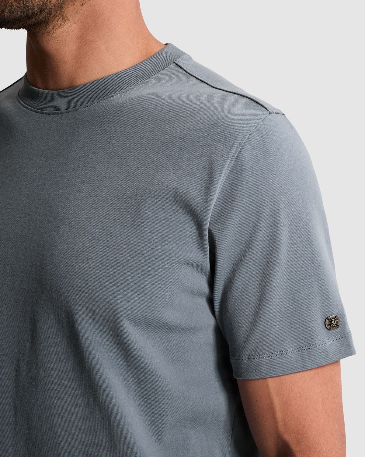 Cast Iron Relaxed fit T-shirt met artwork op de achterkant