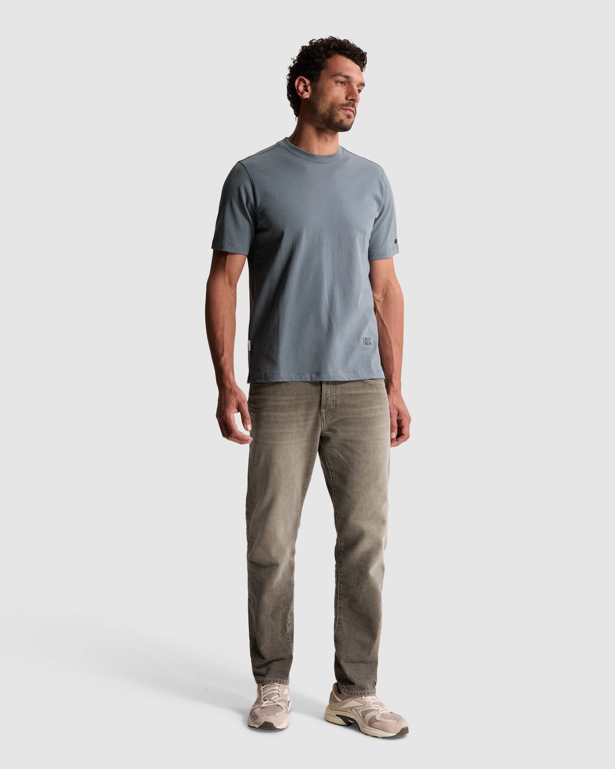 Cast Iron Relaxed fit T-shirt met artwork op de achterkant