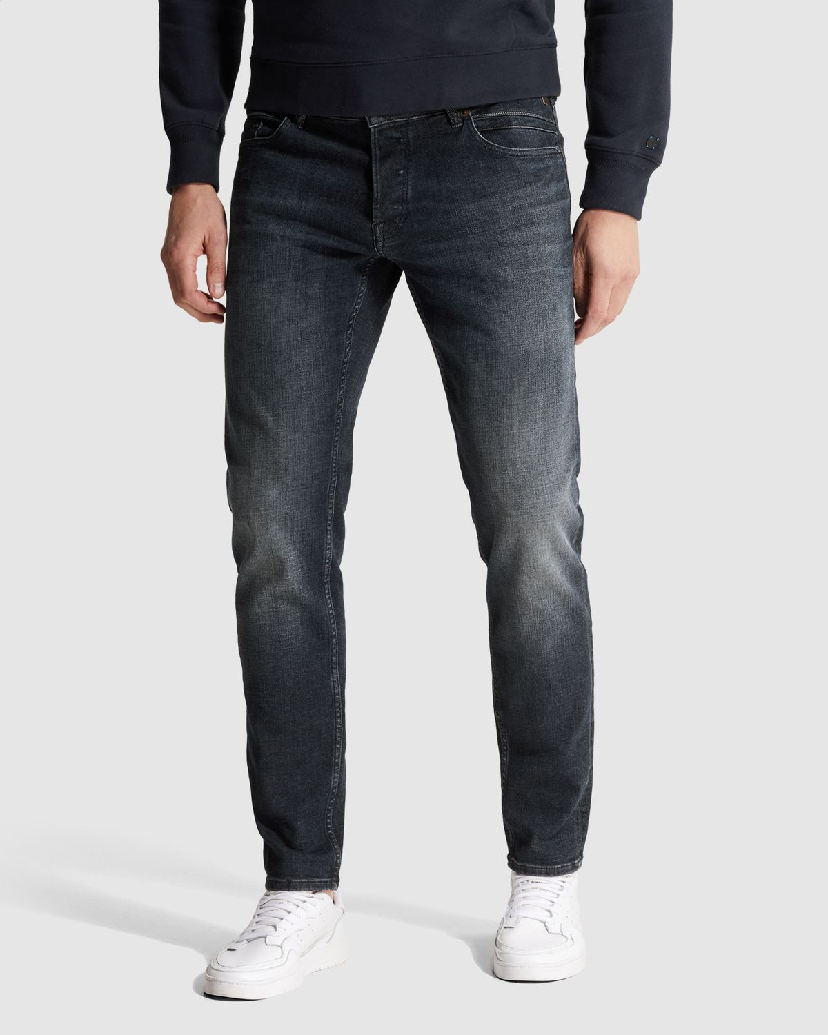 Cast Iron Shiftback tapered fit jeans