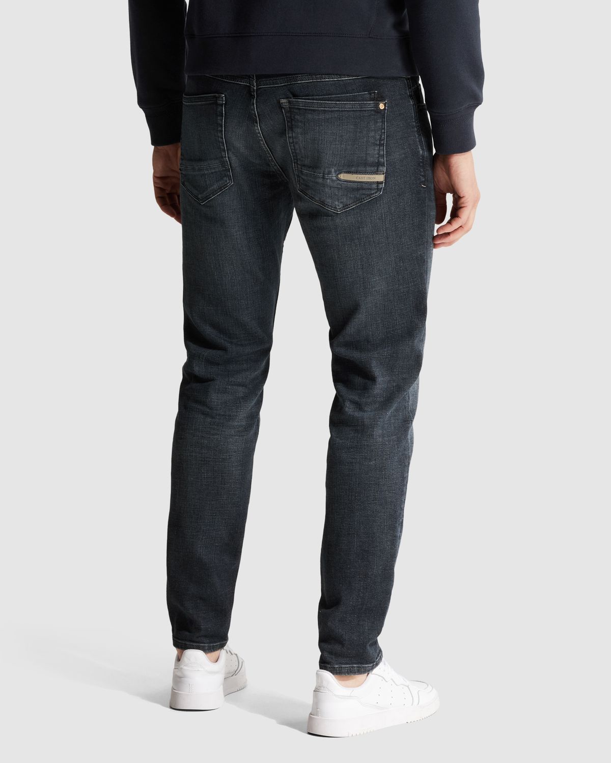 Cast Iron Shiftback tapered fit jeans