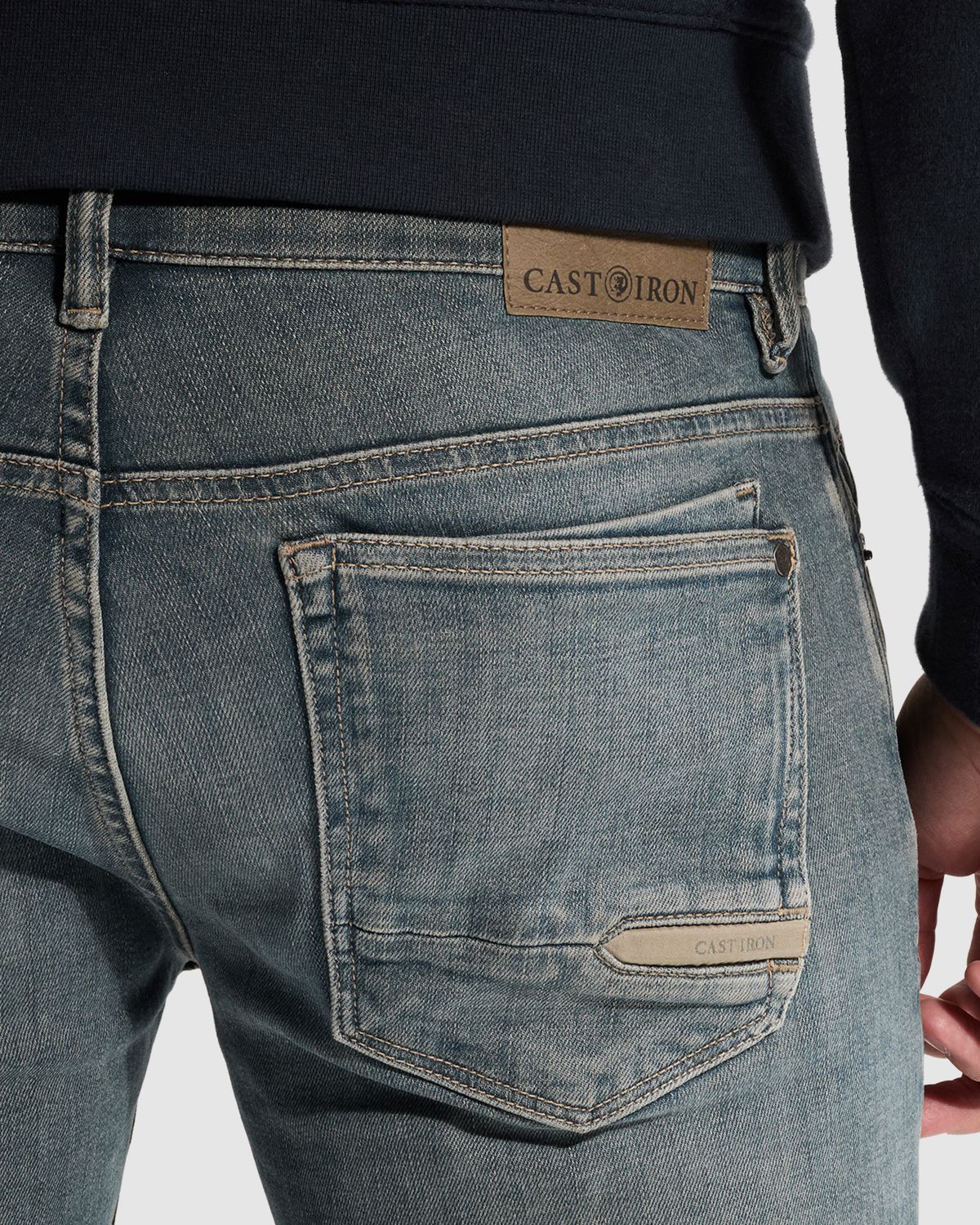 Cast Iron Shiftback tapered fit jeans