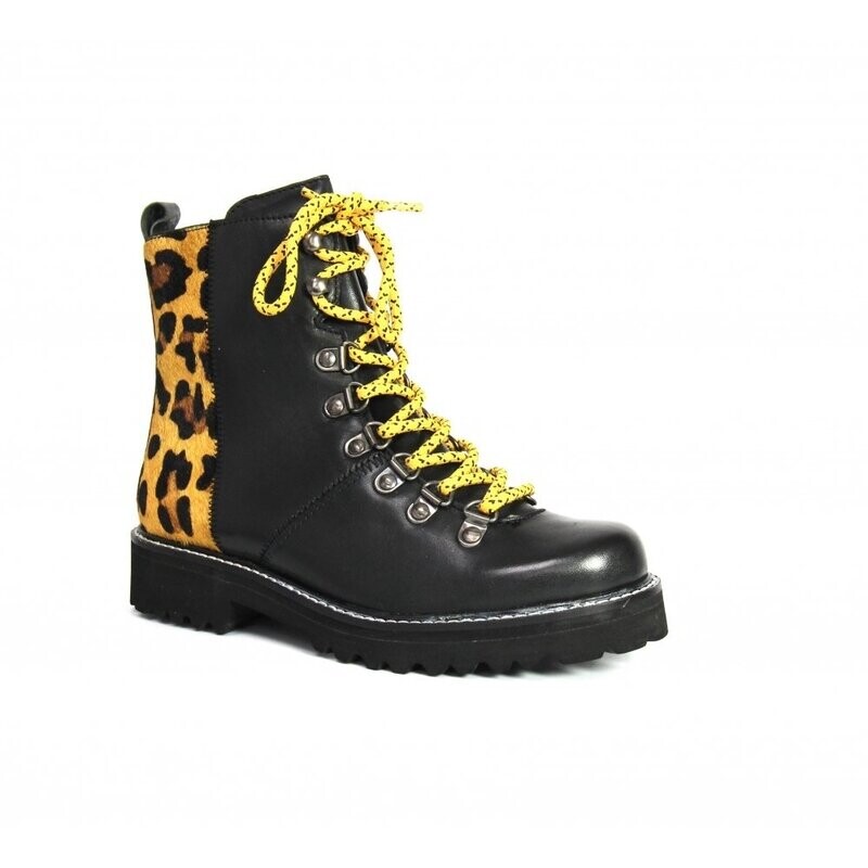 Emzy Boot