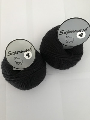 Superwash 4 zwart kleur 001