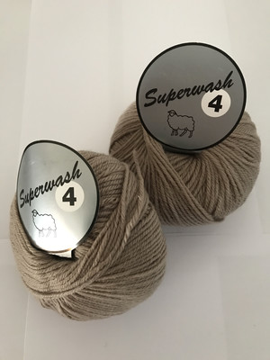 Superwash 4 Beige kleur 791