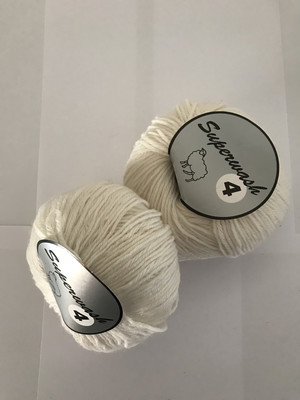 Superwash 4 Wit kleur 005