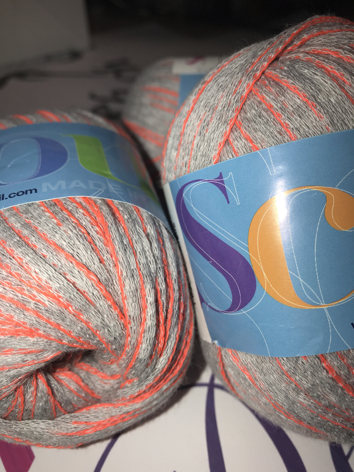 Scout 026 Grey/ neon orange