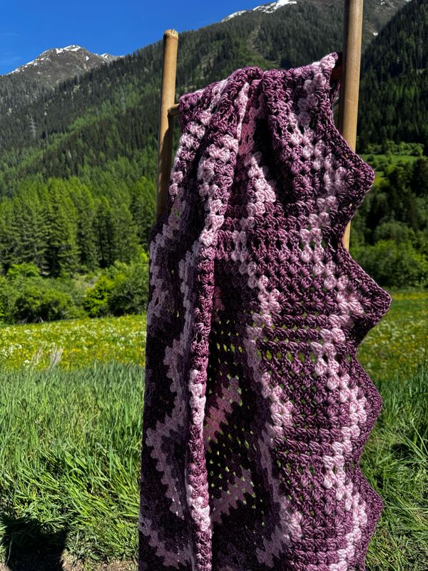     Alpine Rose Blanket