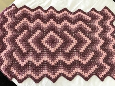 Blanket 'Drop in the Pond" Pink