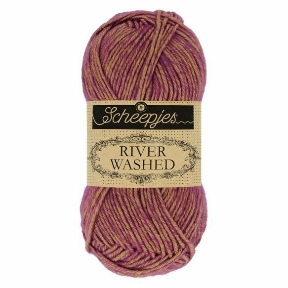 River Washed Eisack 957