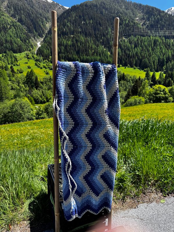 Rhône Alpine Throw