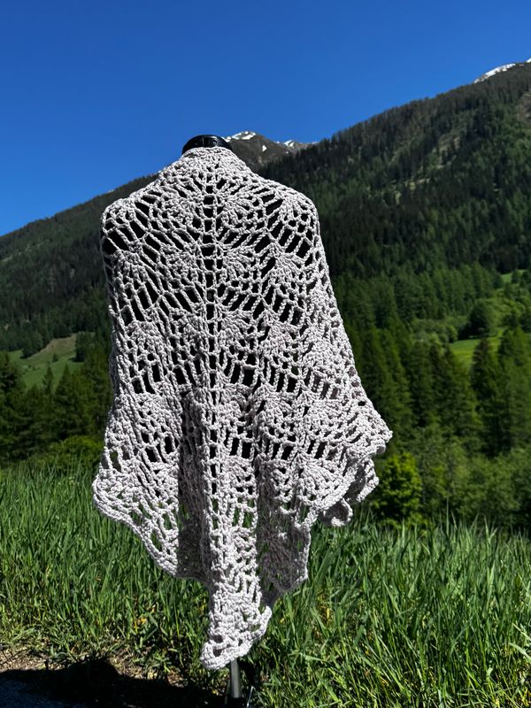 ​Moonflower Lace Wrap