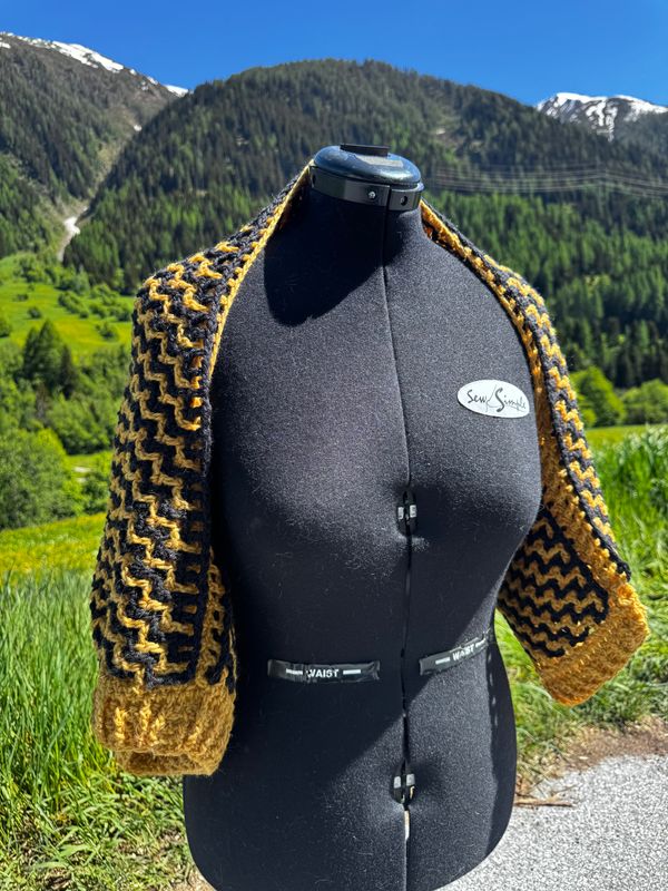 ​Forest Ember Shrug
