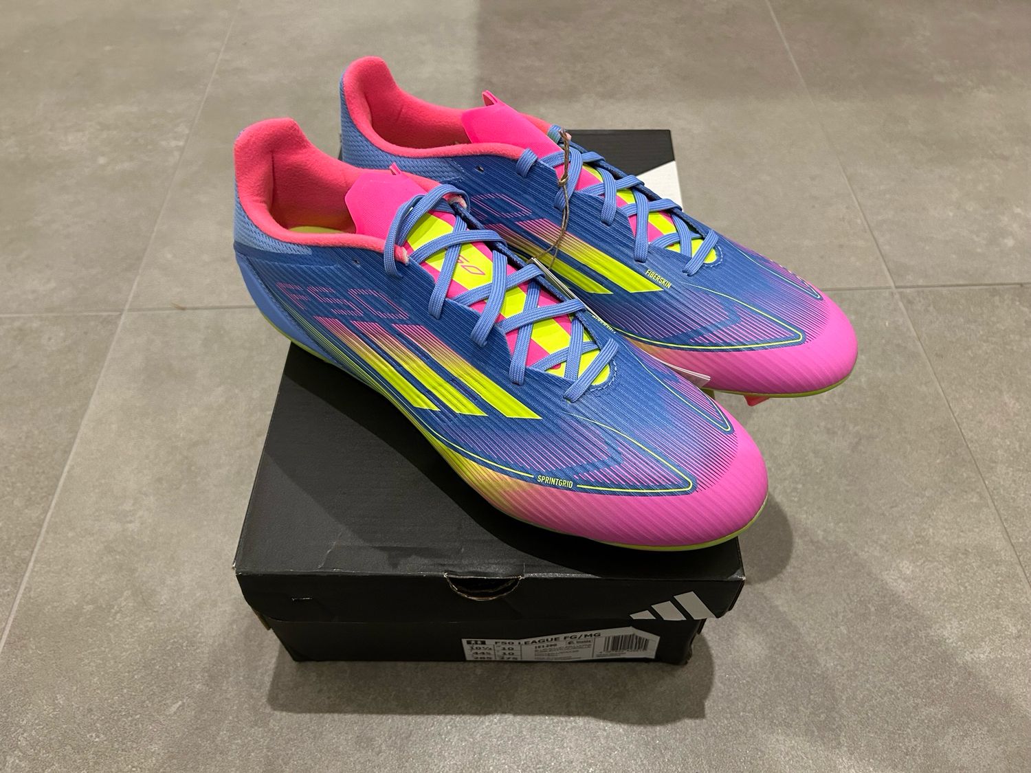 adidas F50 League FG/MG Fußballschuhe – Blau/Pink – IE1290 Gr. 10 adidas F50 League FG/MG Fußballschuhe – Blau/Pink – IE1290 Gr. 10