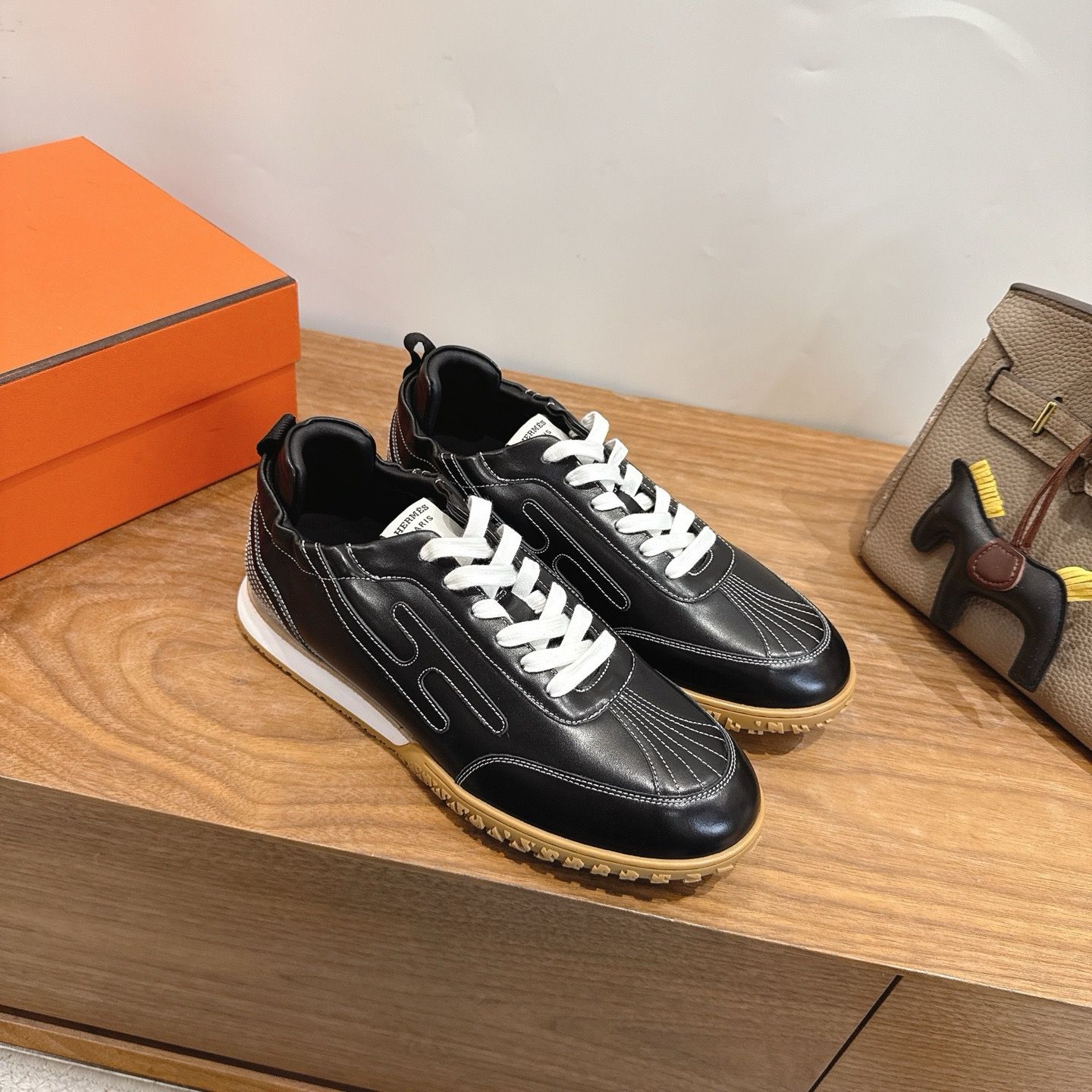 Baskets décontractées Hermès Jet pour homme HOA06