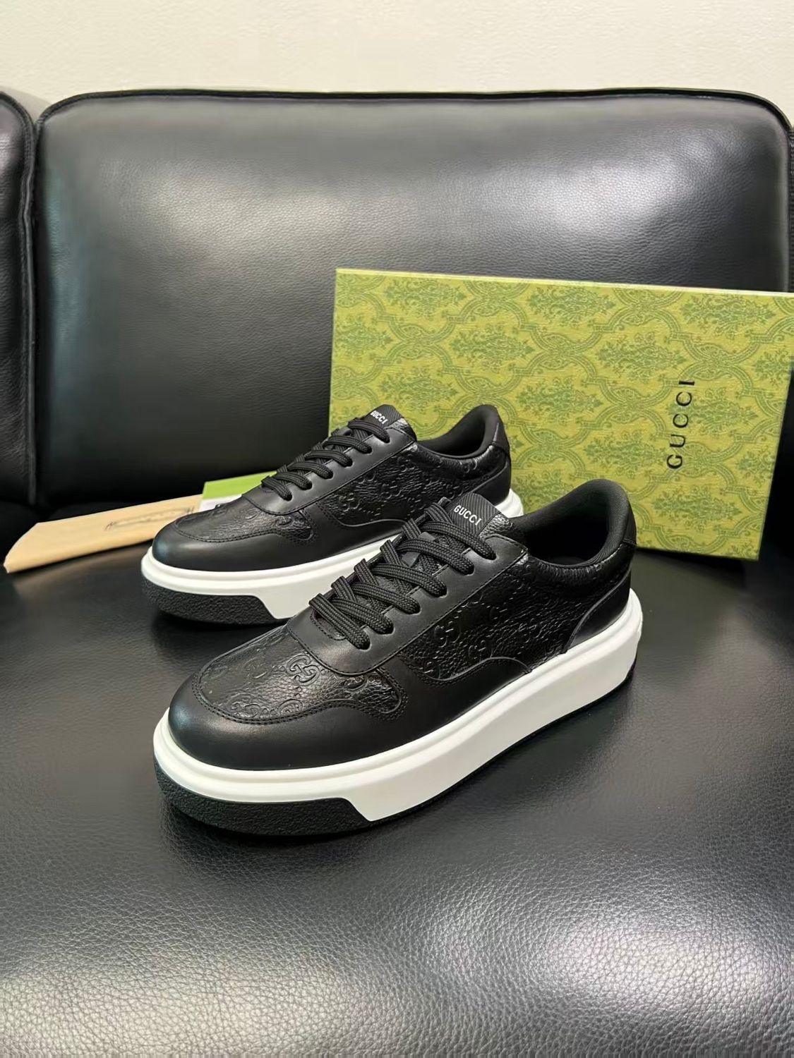 Ανδρικά casual sneakers Gucci Re-Web με ανάγλυφο μοτίβο GG GDA10