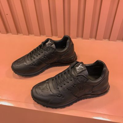 Sneakers sportive casual da uomo Louis Vuitton Run Away LTA31